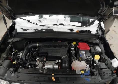 2022 Jeep Renegade Latitude 4X4 из США, поврежденный, VIN ZACNJDB18NPN78765